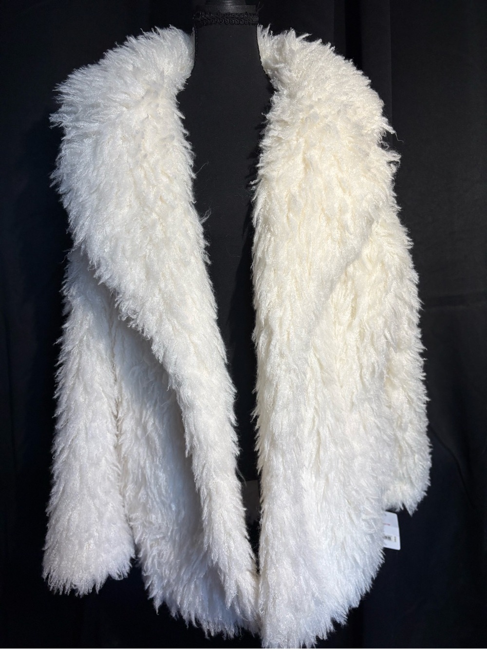 Lucky Brand Women's Plush Faux Fur Coat - White